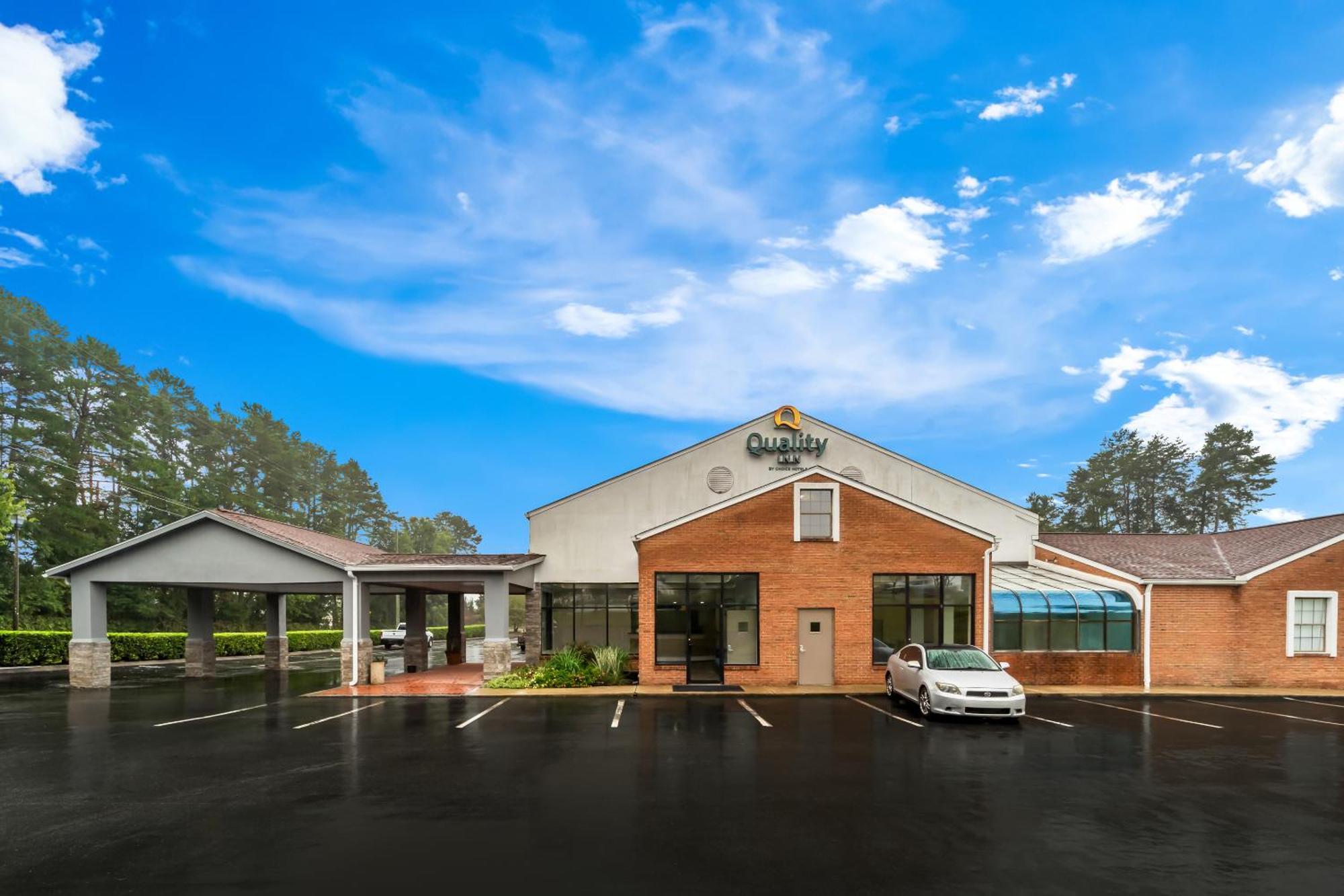 Quality Inn Cornelia Exterior photo