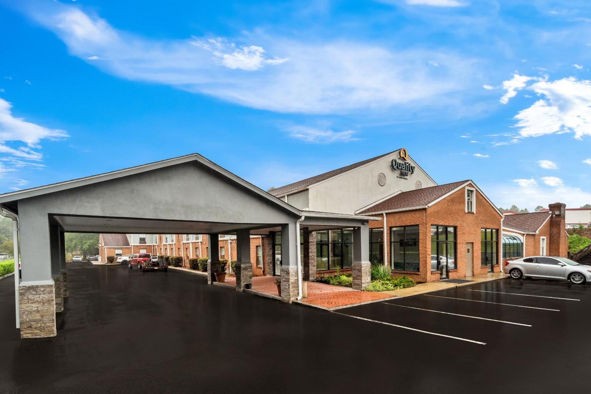 Quality Inn Cornelia Exterior photo