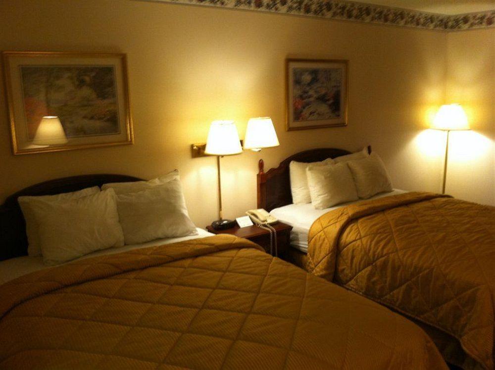 Quality Inn Cornelia Exterior photo